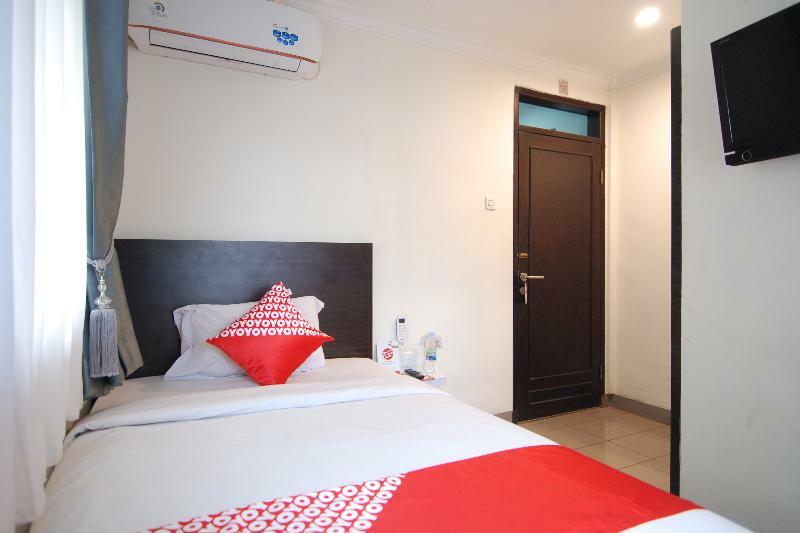 בנדונג Oyo 202 Kuwera Inn מראה חיצוני תמונה